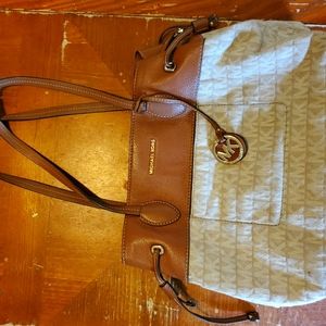 Authentic MK Micheal Kors purse